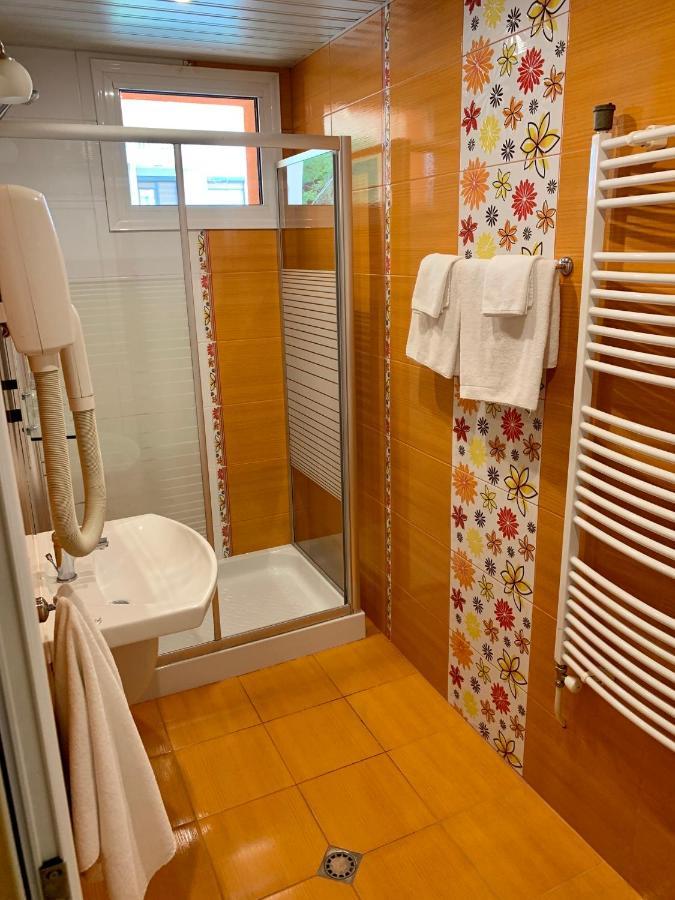 Hotel Elena Veliko Tarnovo Buitenkant foto