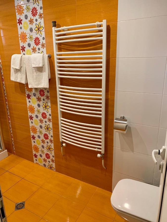 Hotel Elena Veliko Tarnovo Buitenkant foto