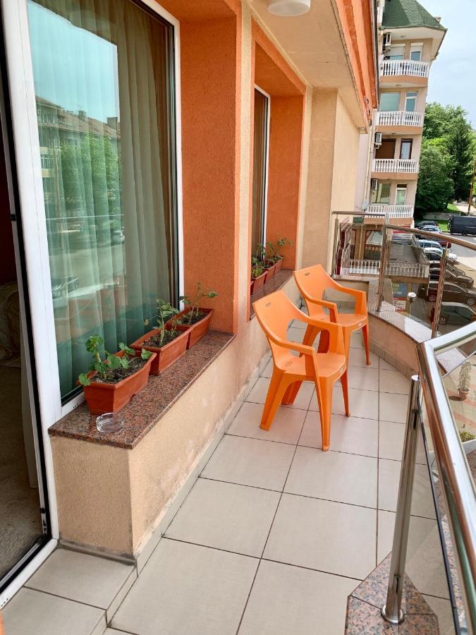 Hotel Elena Veliko Tarnovo Buitenkant foto