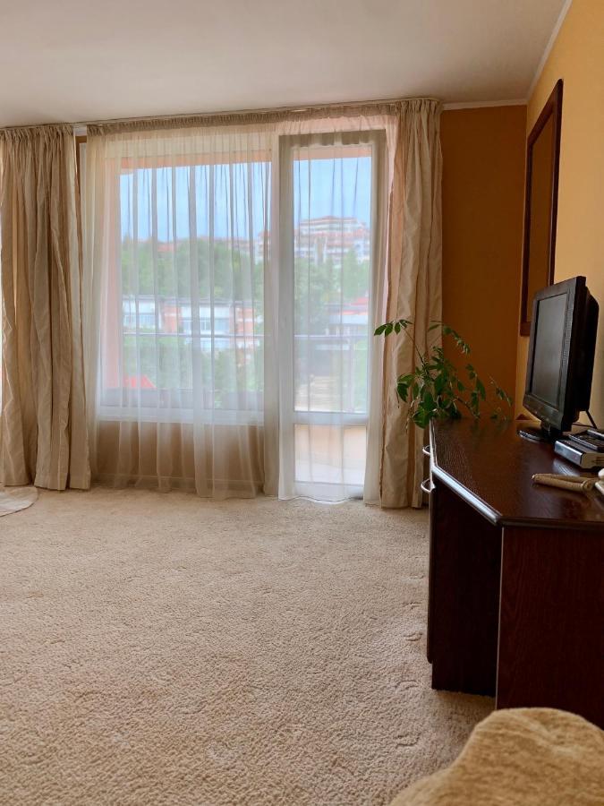 Hotel Elena Veliko Tarnovo Buitenkant foto